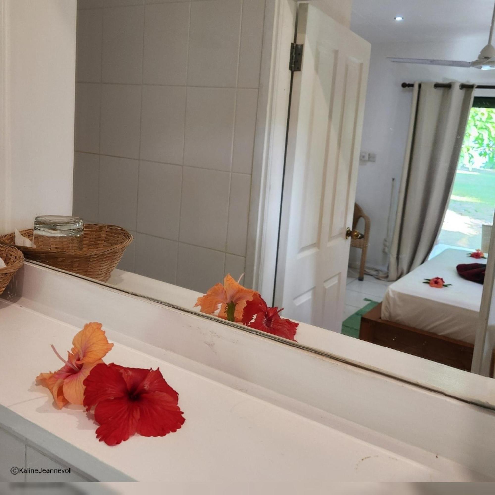 Surf Tropical Villa Takamaka Cerf Island ห้อง รูปภาพ